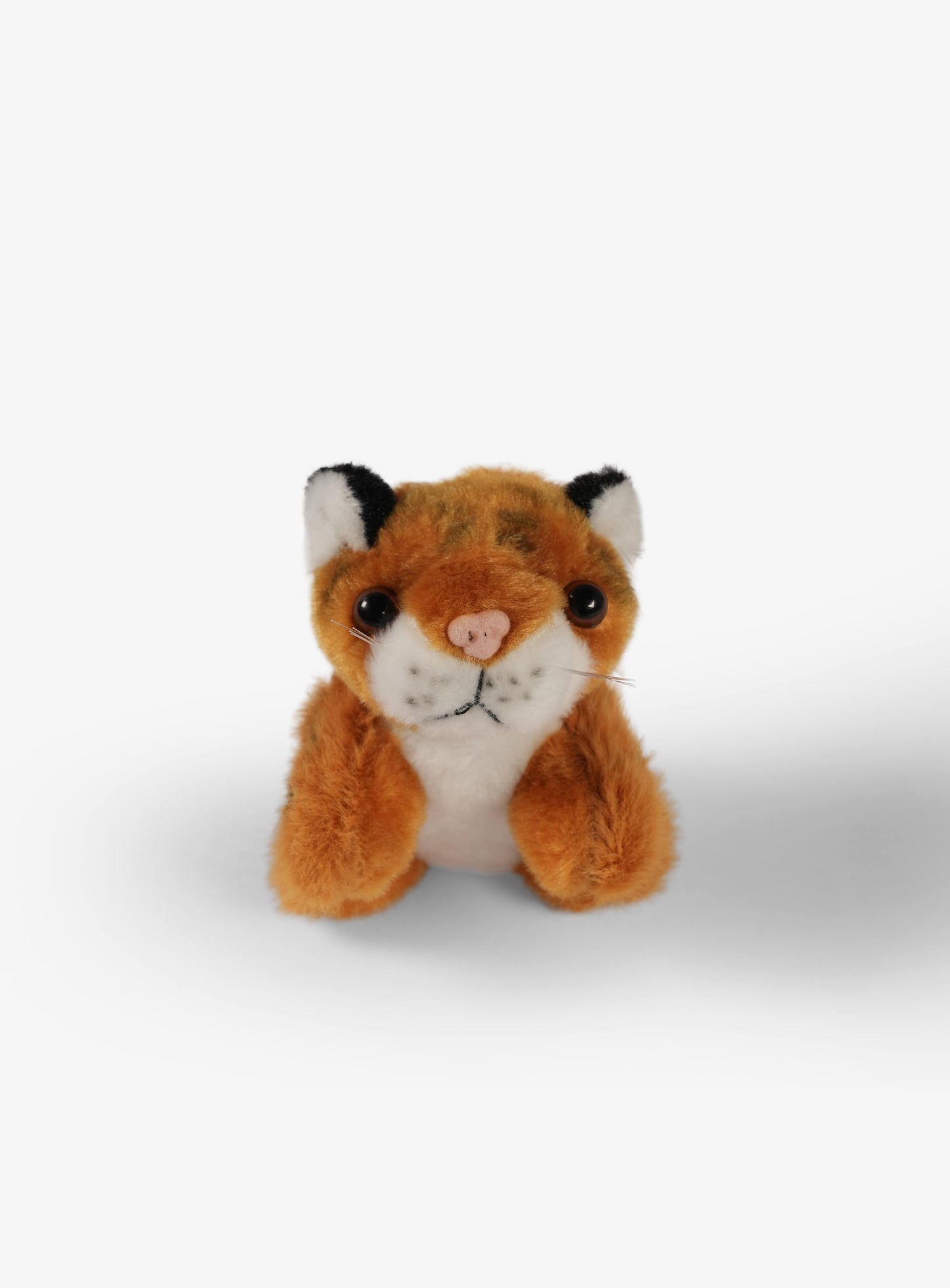 SAFARI HANG TAG “SHERU”