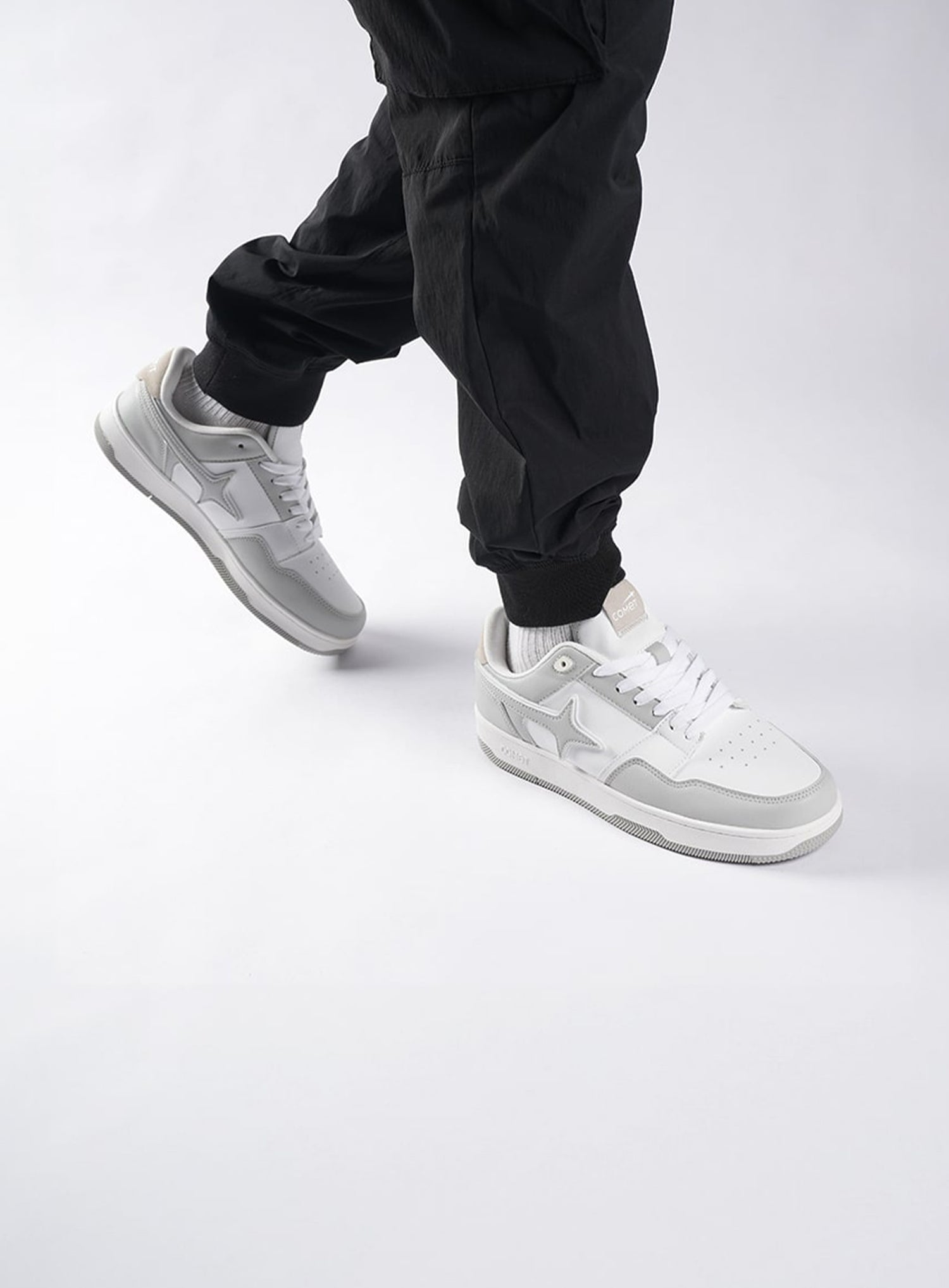 Lifestyle photo of Comet shoes in use