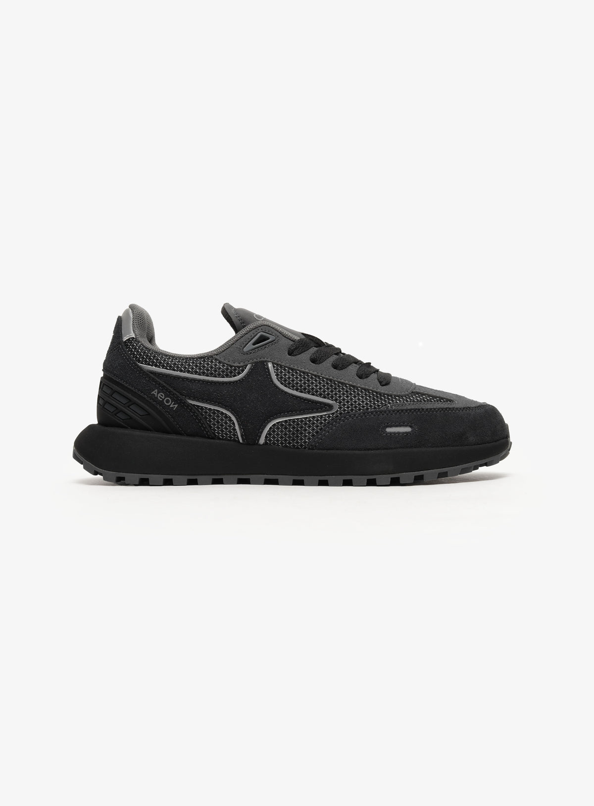 Aeon V2 CARBON Men Sneakers