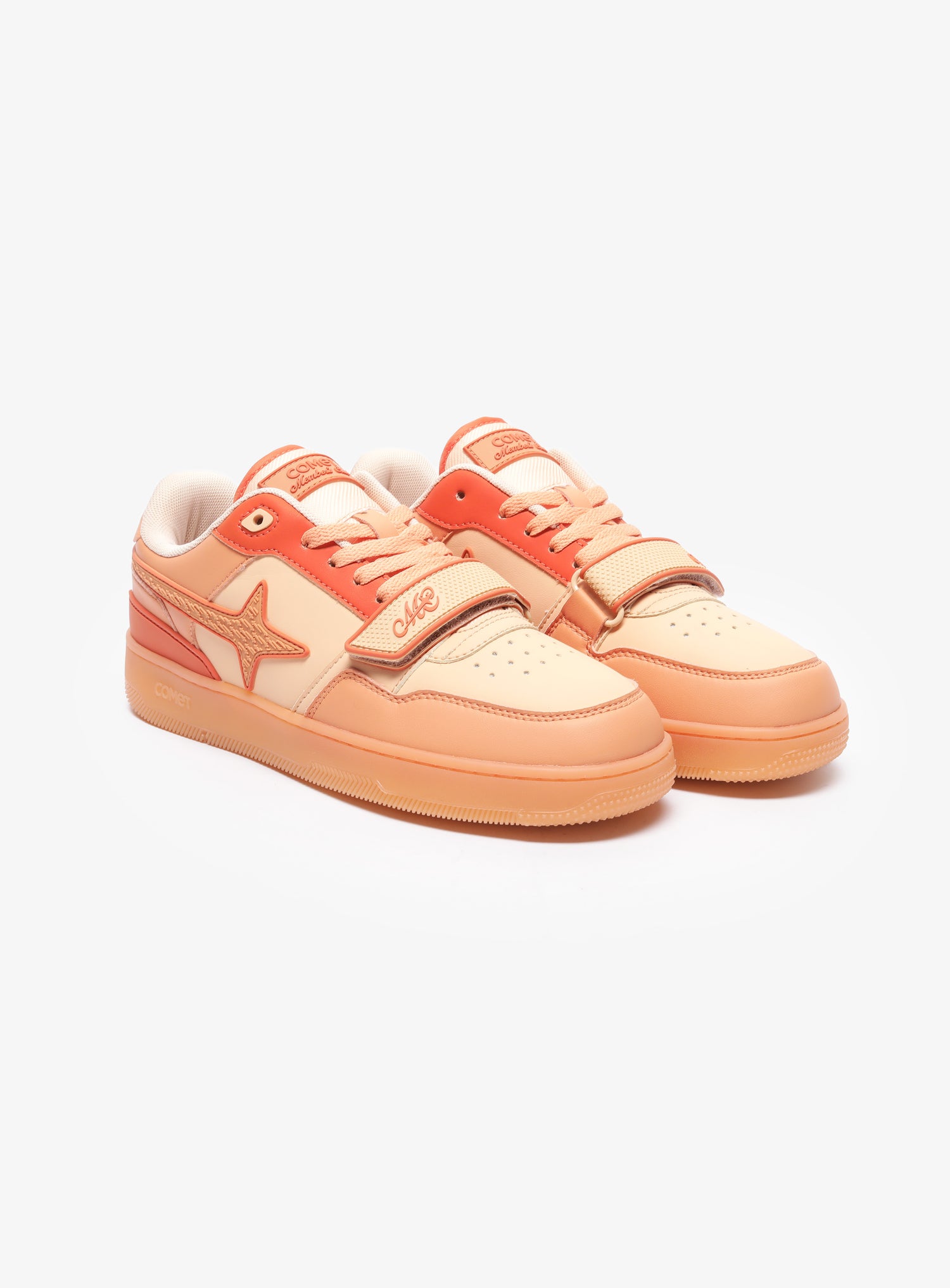 Front view of Comet shoe