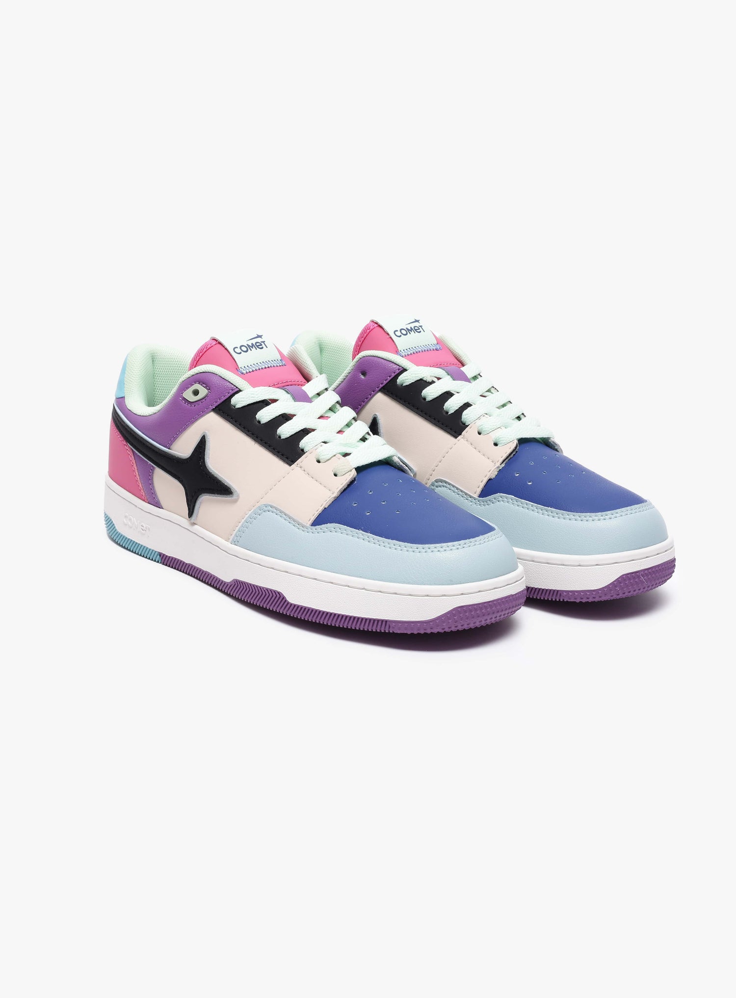 Front view of Comet shoe