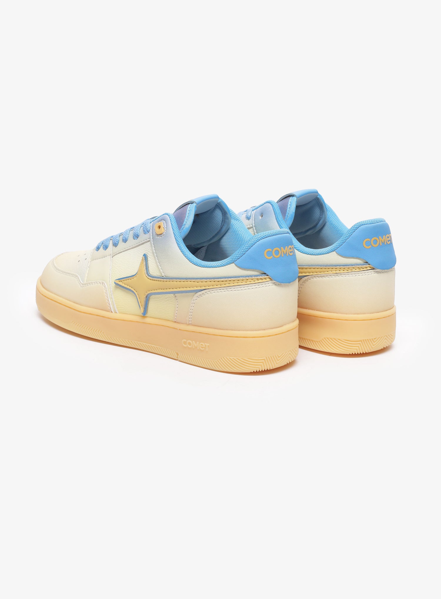 Back view of Comet shoe
