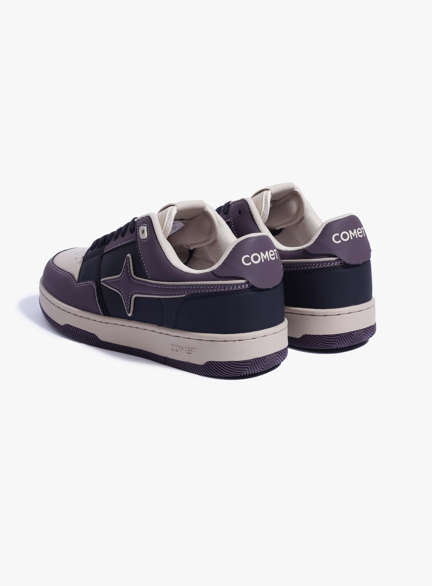 Back view of Comet shoe