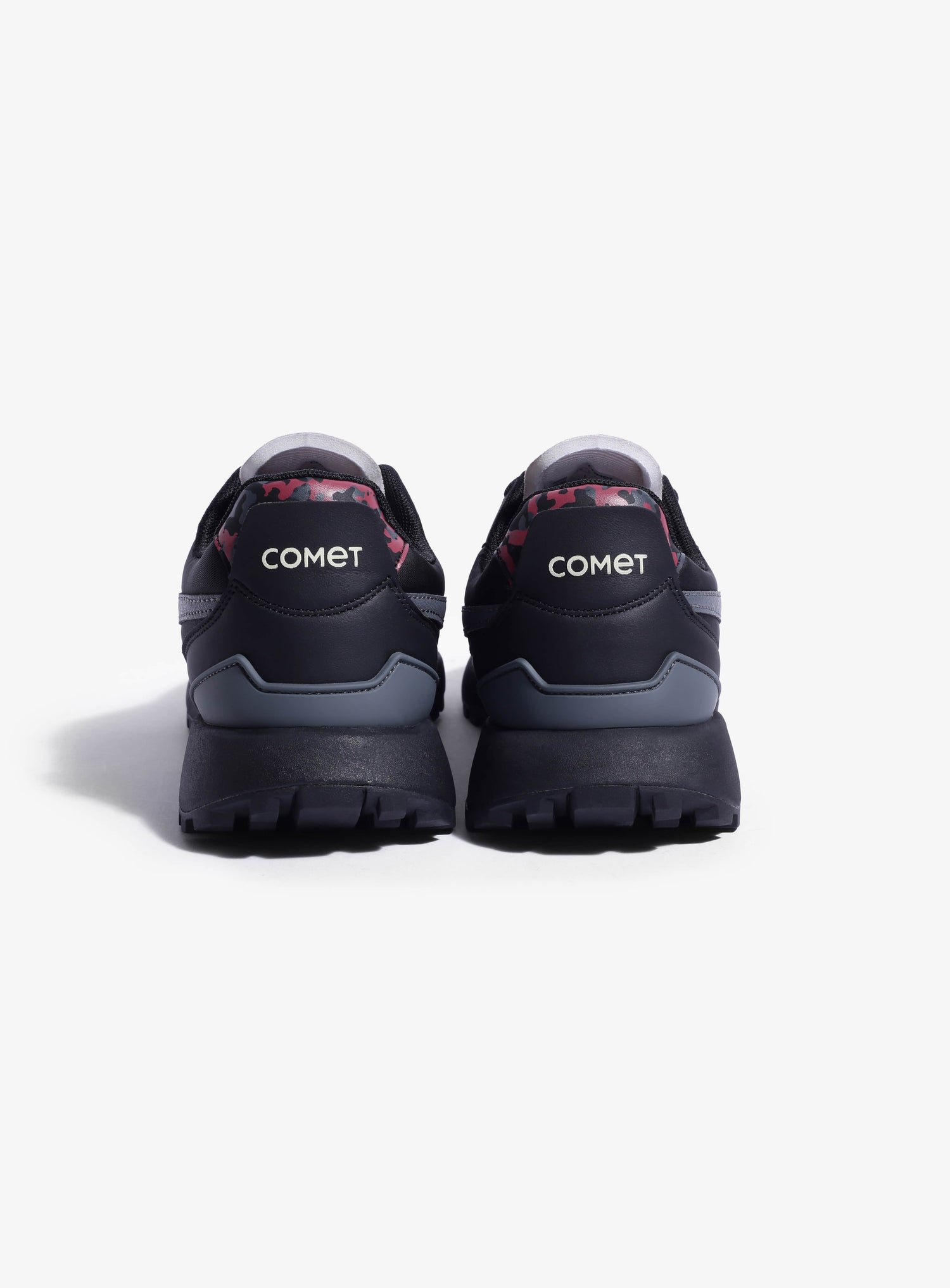 Back view of Comet shoe