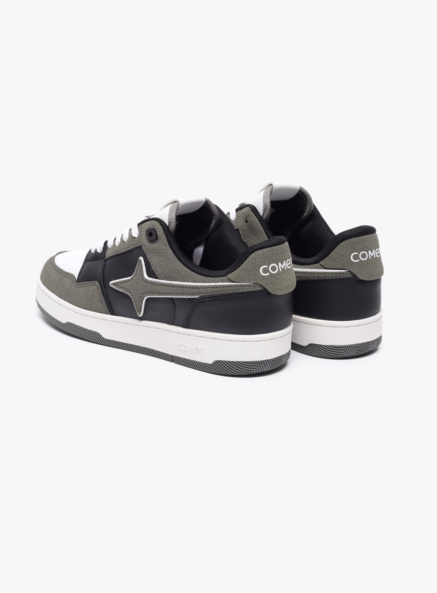Back view of Comet shoe