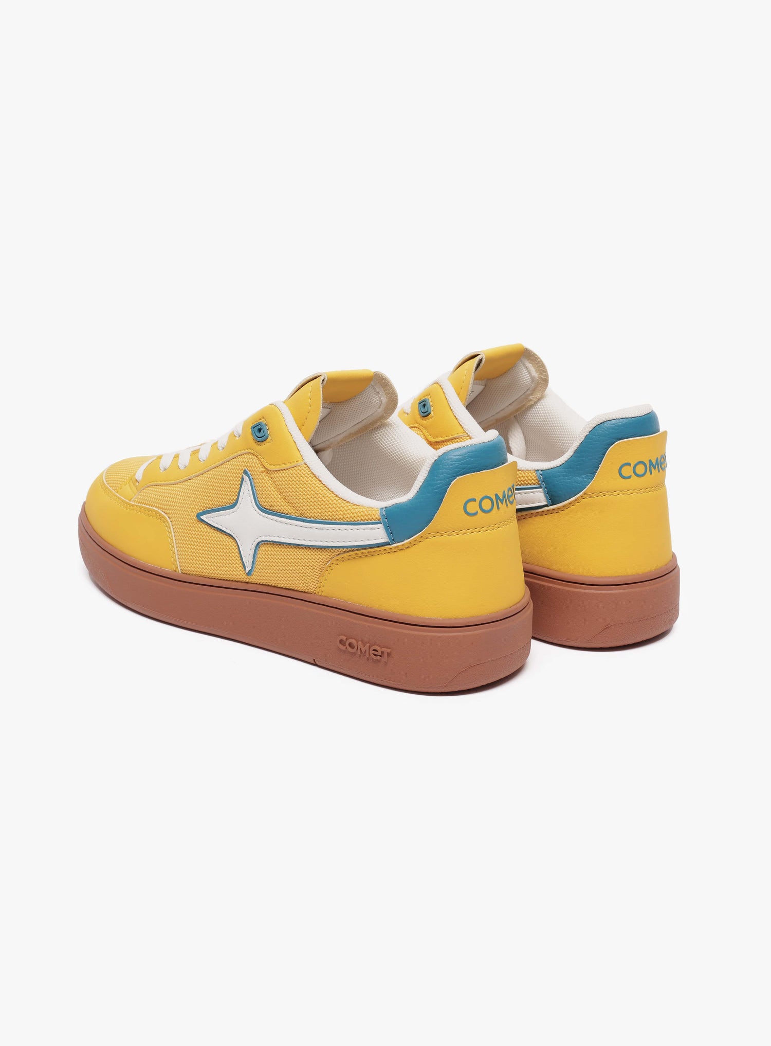 Back view of Comet shoe
