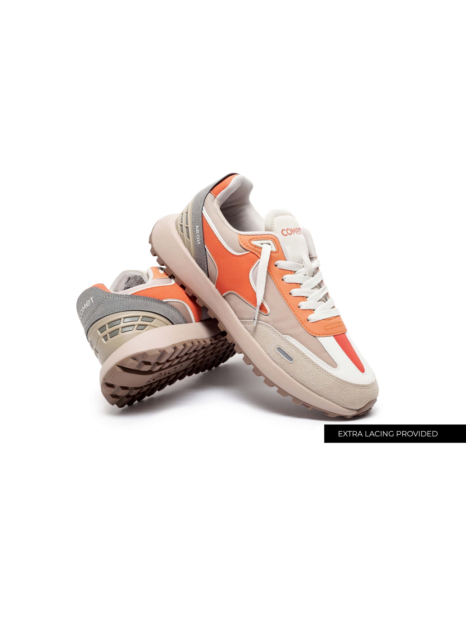 Extra lacing detail feature of Comet shoe