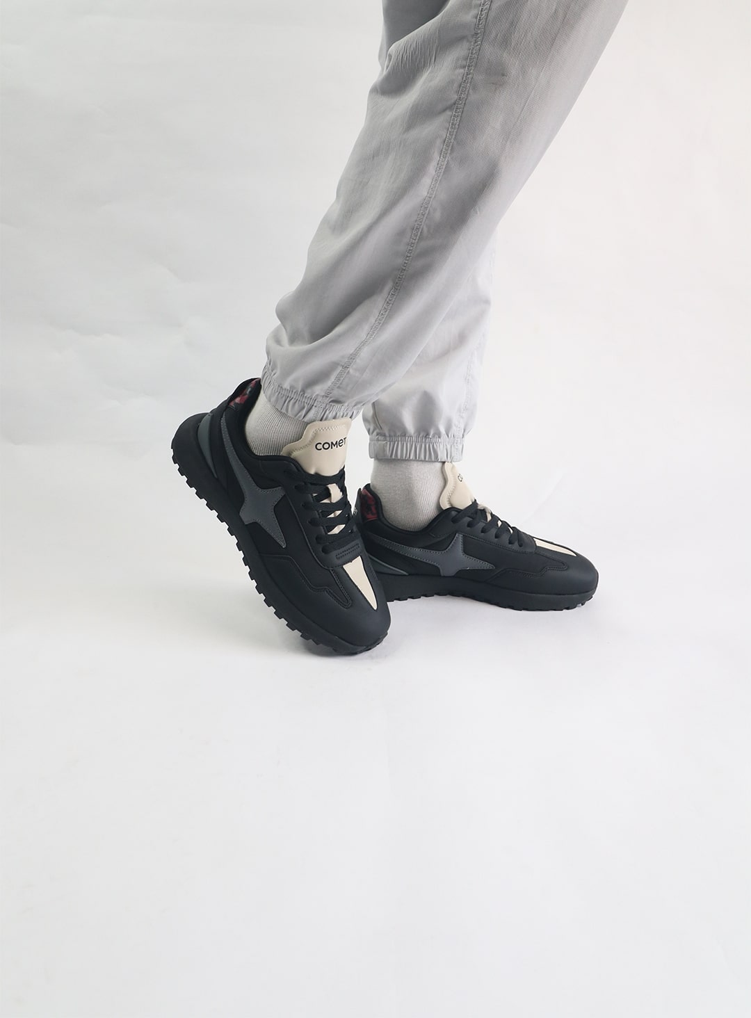 Comet shoes product image