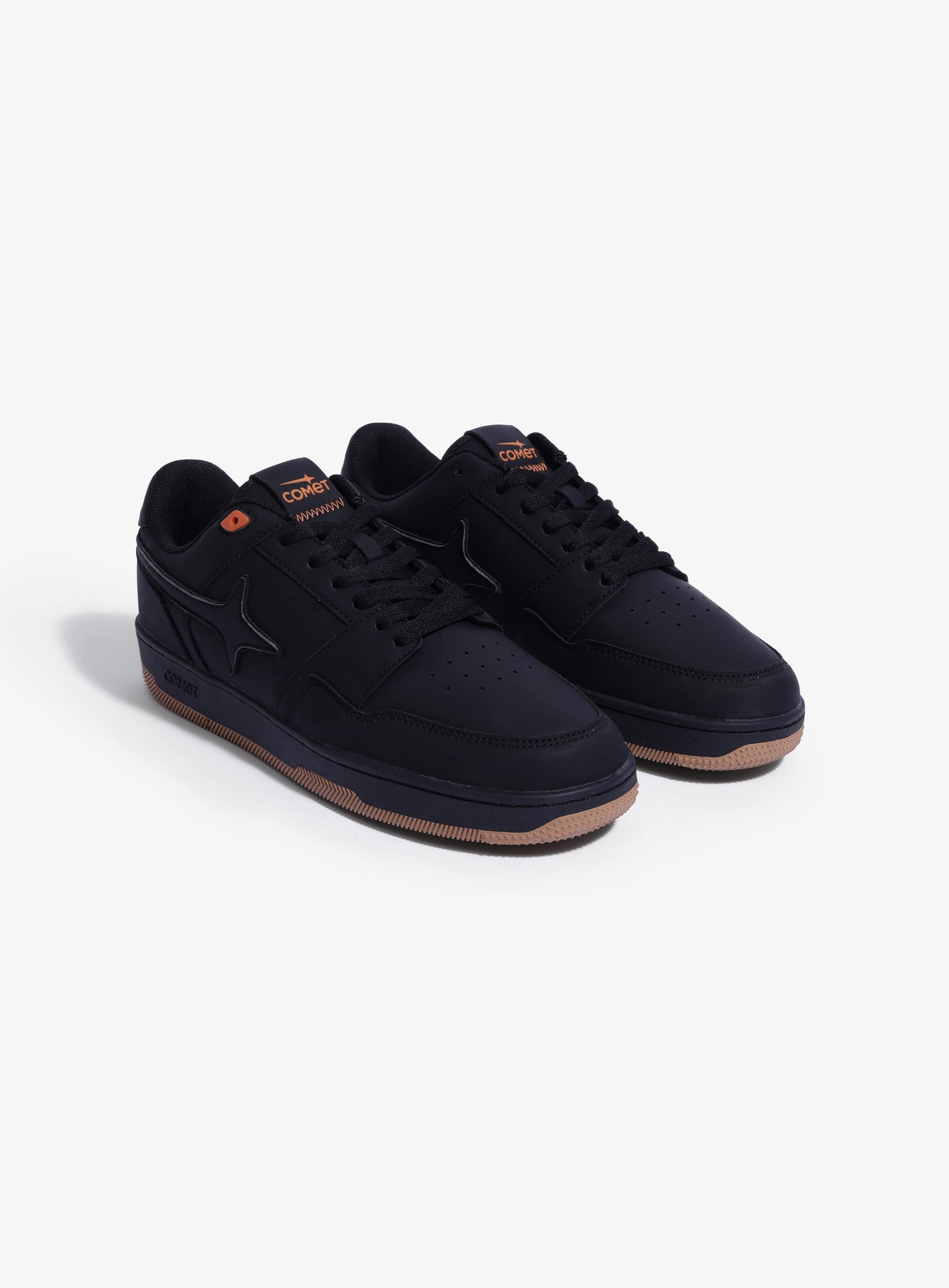 Front view of Comet shoe