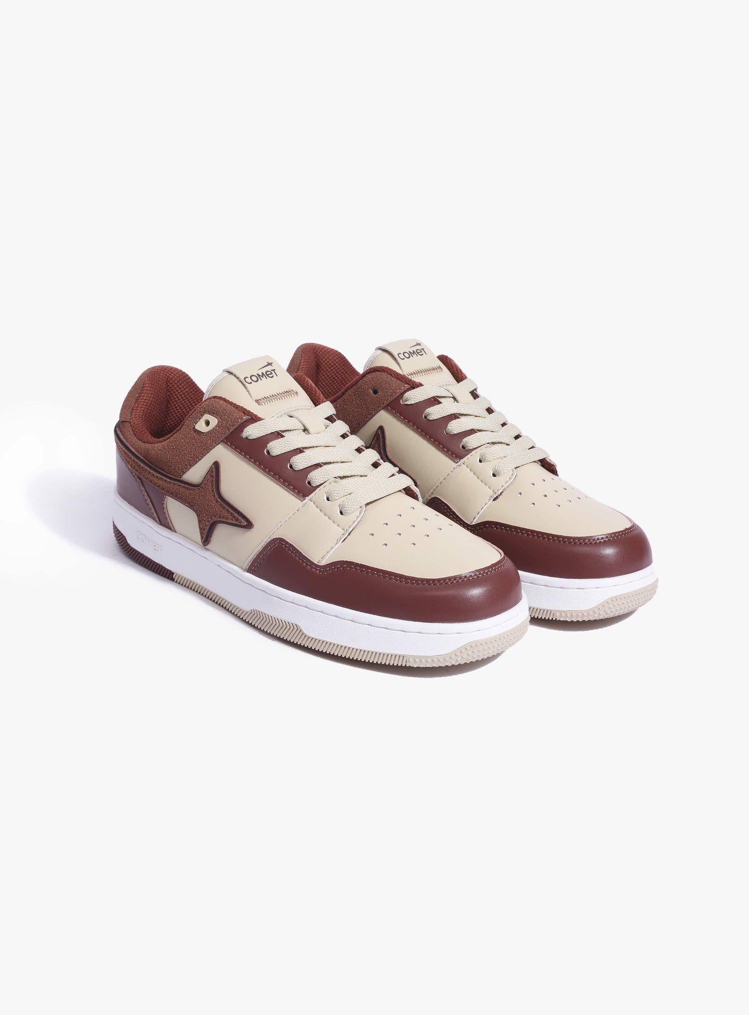 Front view of Comet shoe