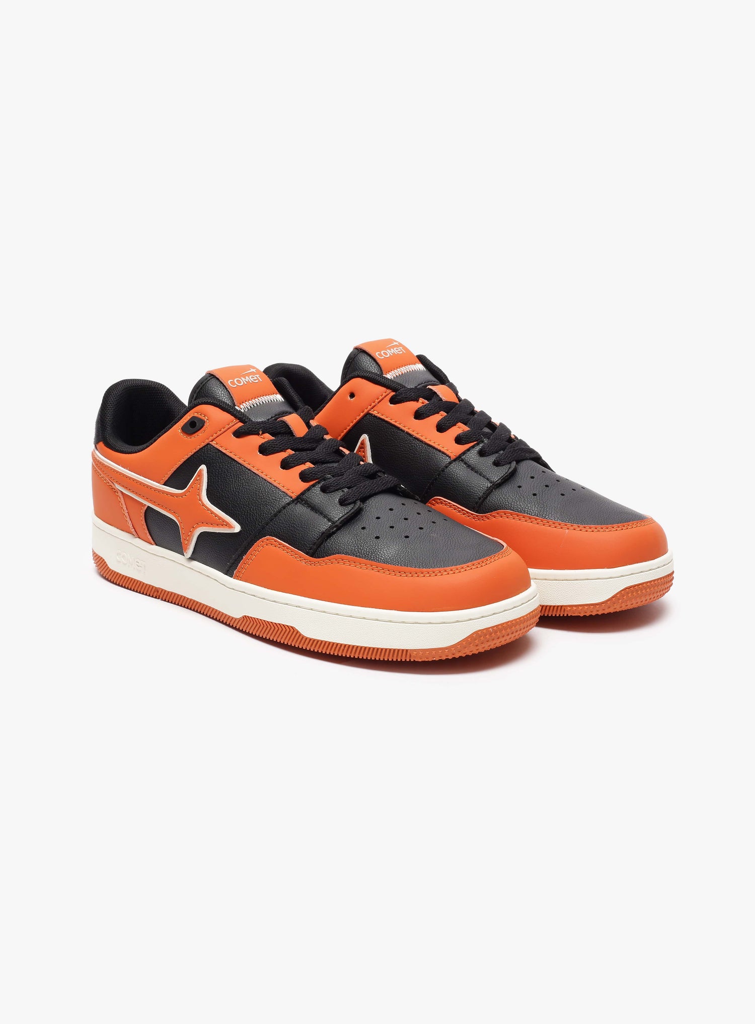 Front view of Comet shoe