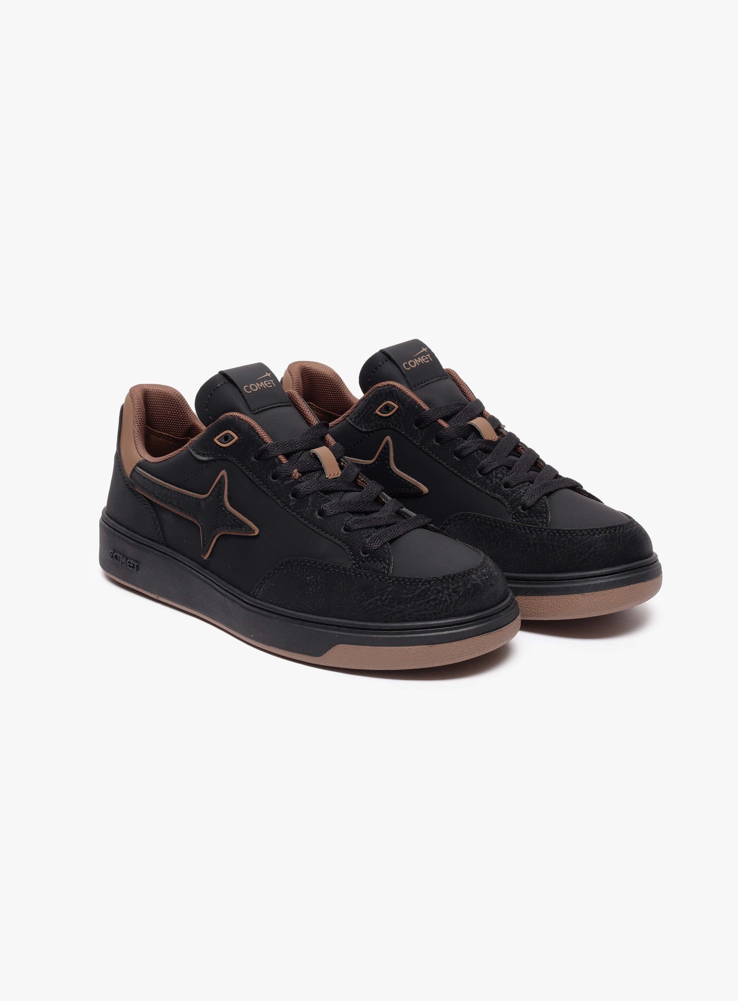 Front view of Comet shoe