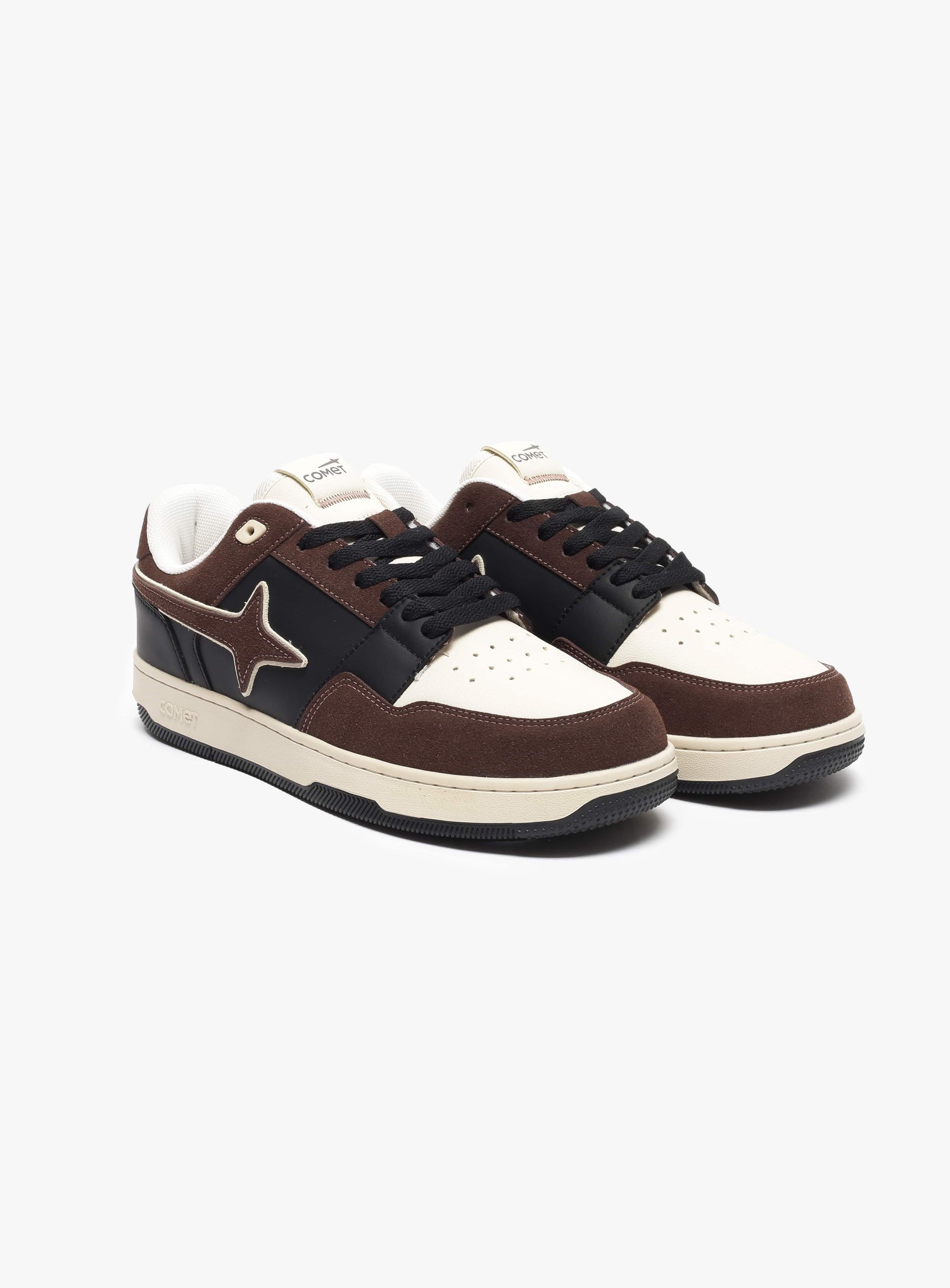 Front view of Comet shoe