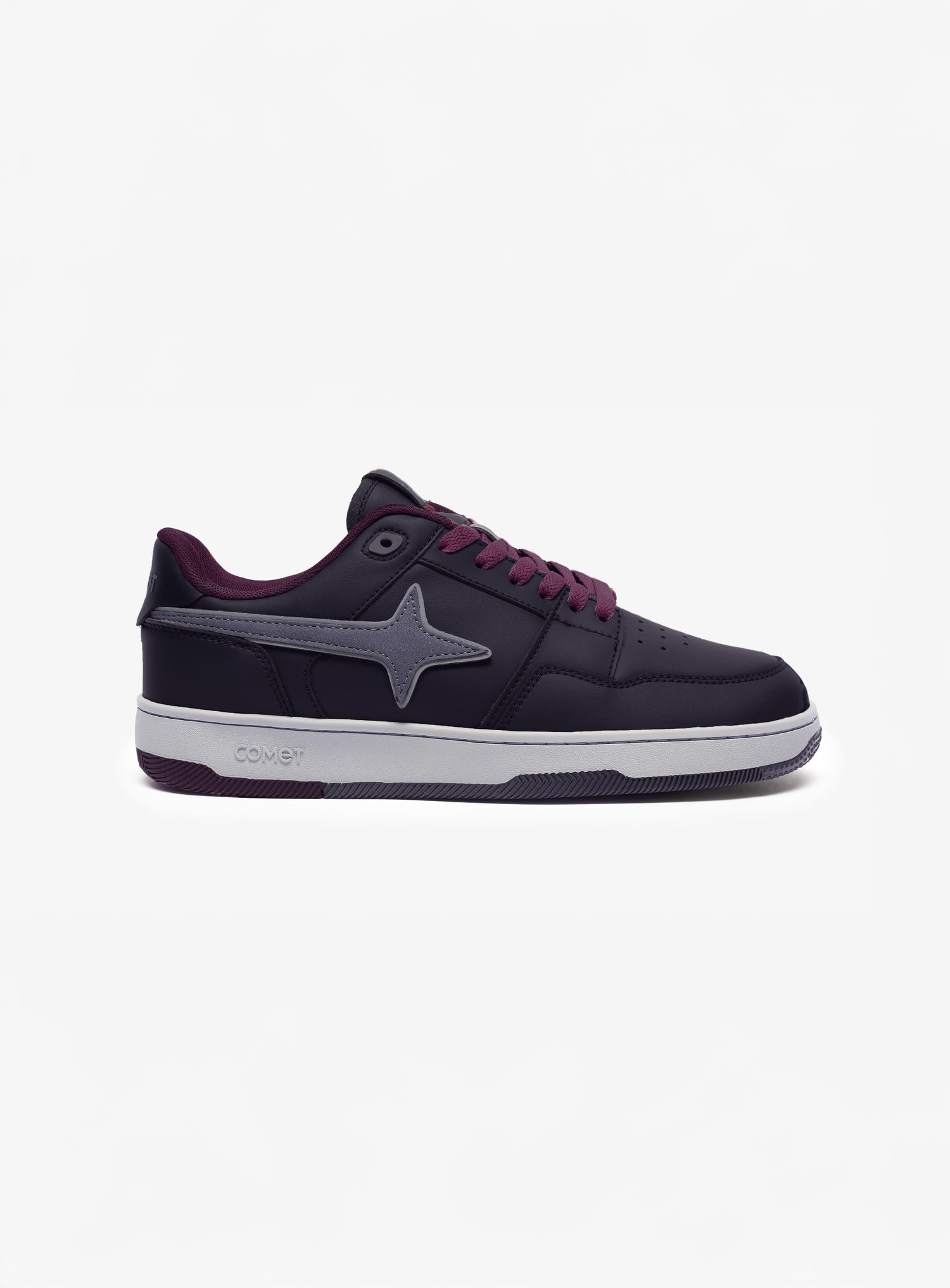 Side view of Comet shoe
