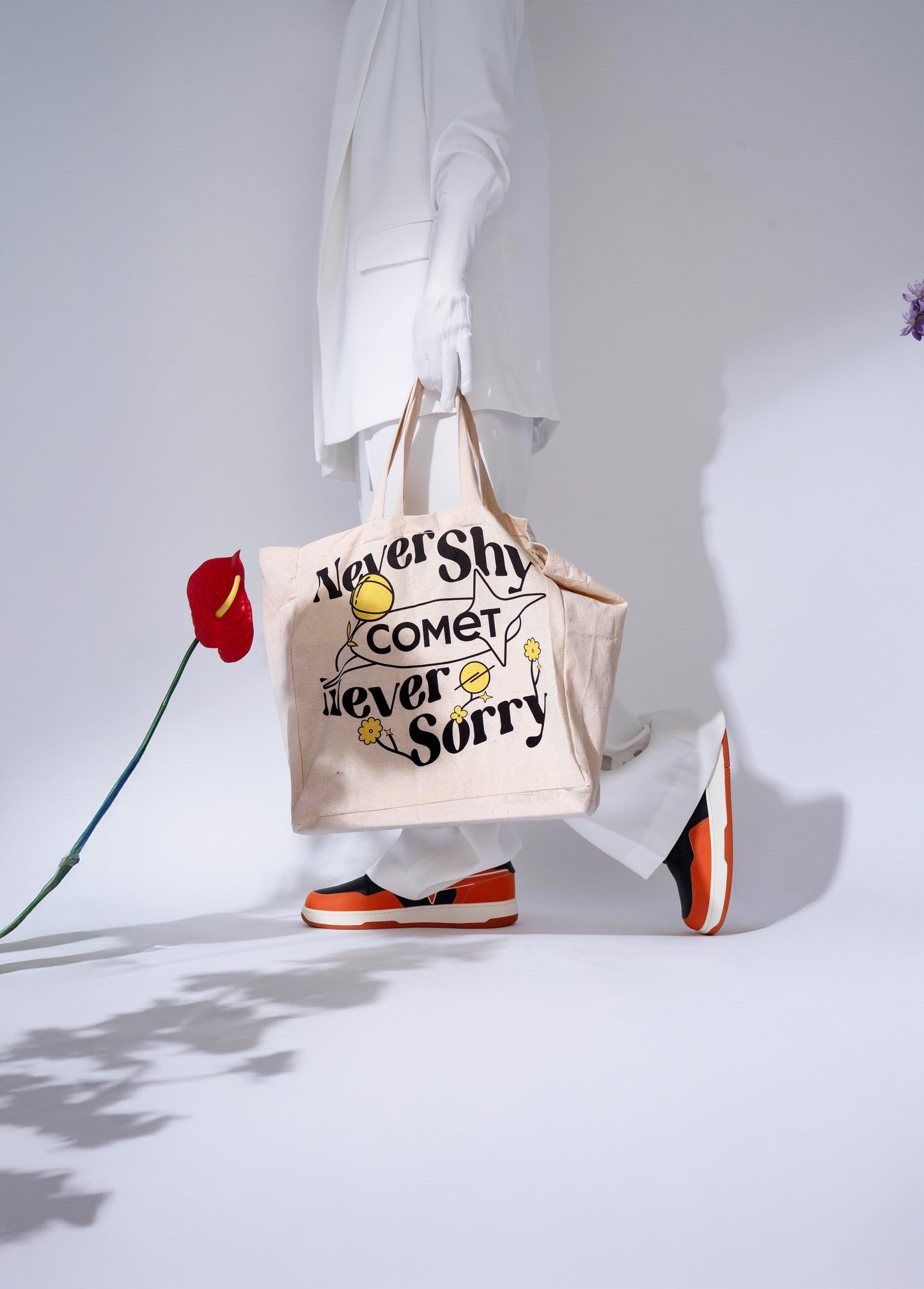 TOTE BAGS