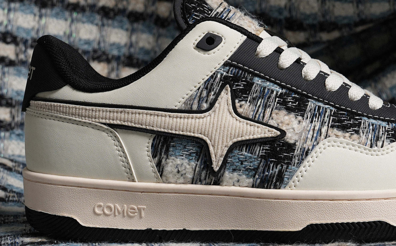 Comet shoes product image